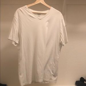 Men’s Mossimo white v neck